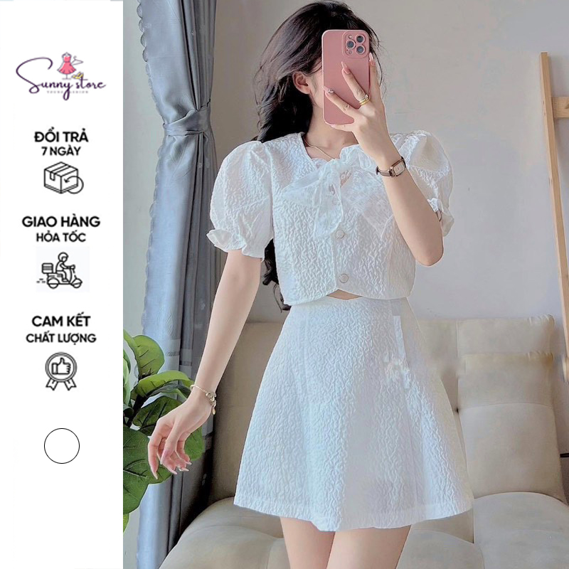 Sét Váy Xốp 2 Món Gồm Áo xốp buộc nơ cổ và chân váy có quần trong và chun lưng