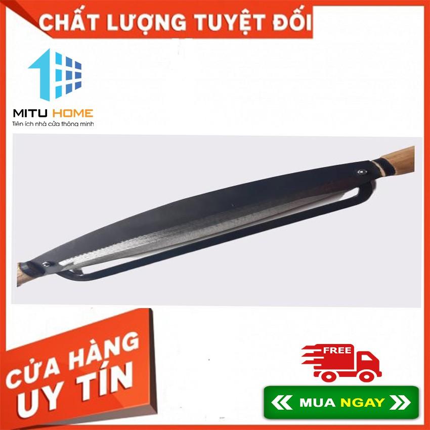 Dao thái chuối bằng Thép Chuyên dùng để thái thân cây mềm, rất sắc bén, hiệu quả.