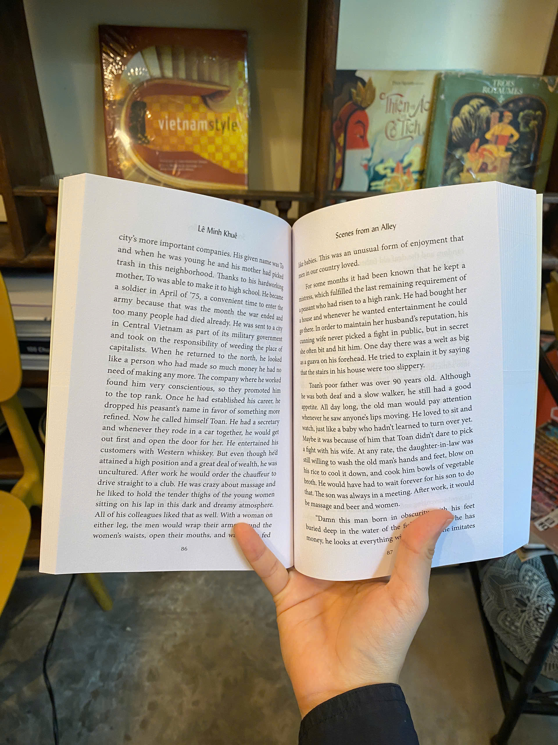 Sách - The Stars The Earth The River by Lê Minh Khuê | Vietnamese Short Fiction Book