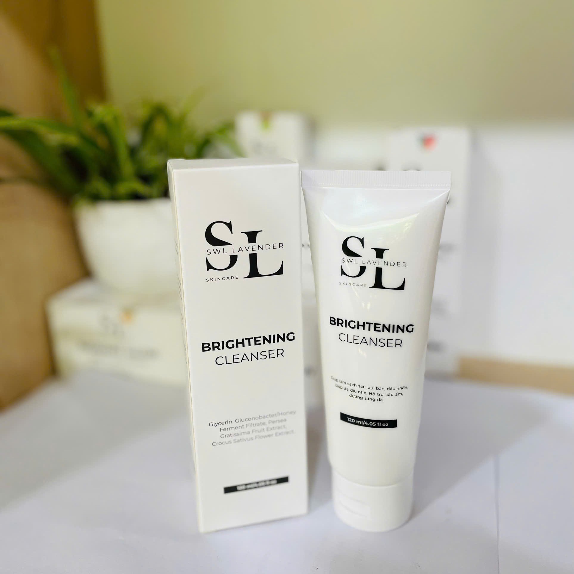 SỮA RỮA MẶT SWL LAVENDER BRIGHTENING CLEANSER 120ml