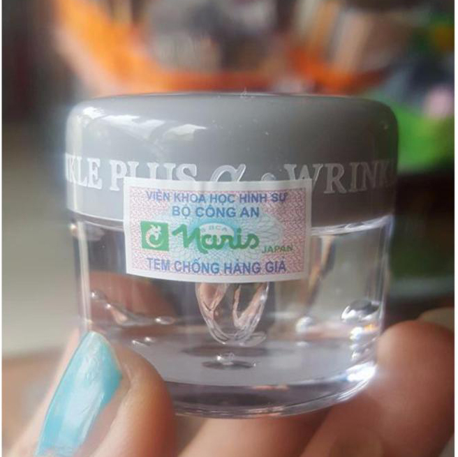 Gel chống nhăn vùng mắt Naris Wrinkle Plus Alpha Eye Care Gel Nhật Bản 20g + Móc khóa