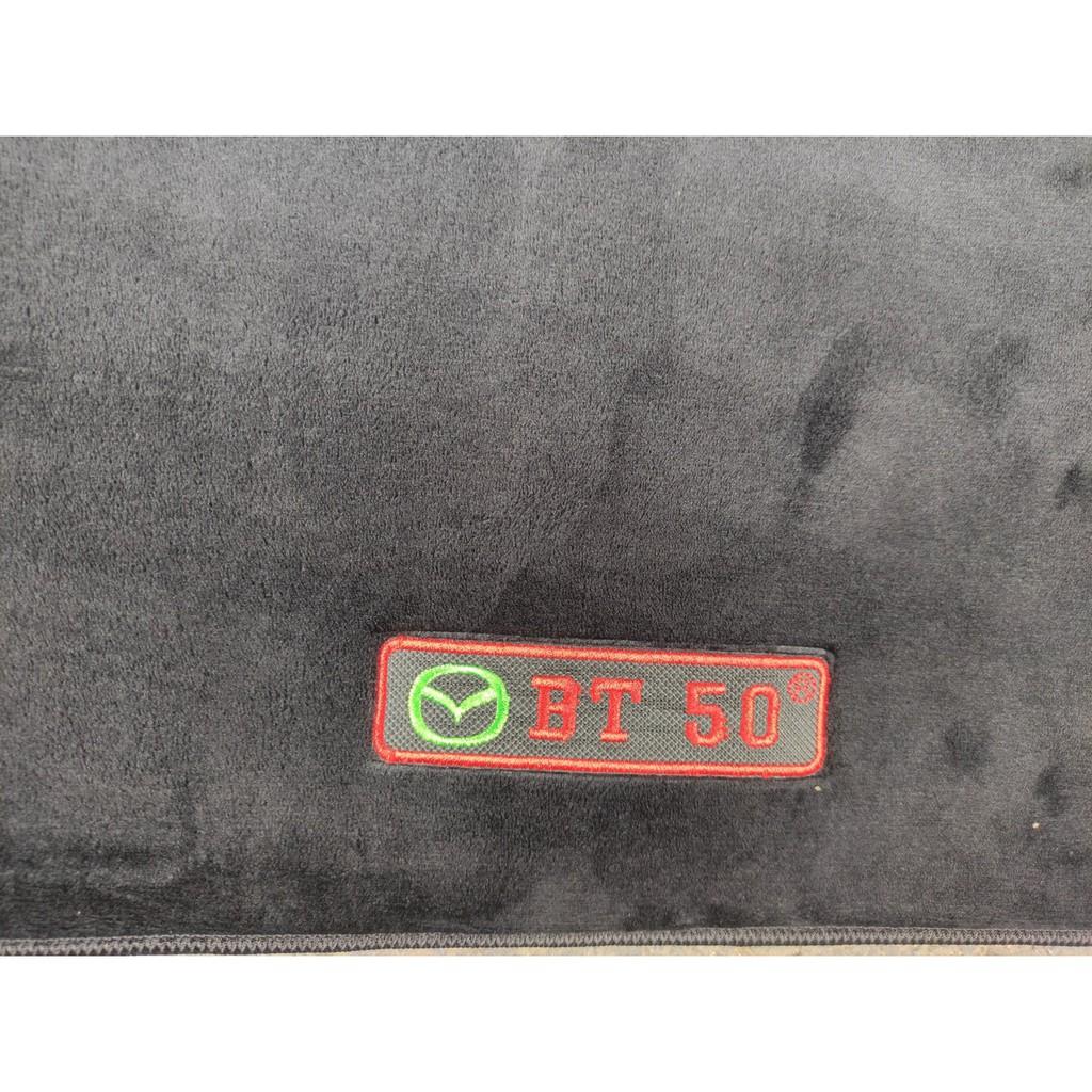 Thảm taplo lông cừu chống trượt cao cấp xe Mazda BT50 2017-2019.