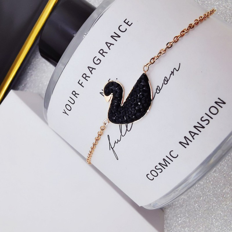 Lắc Chân Thiên Nga Titan Ko Đen TT 2260