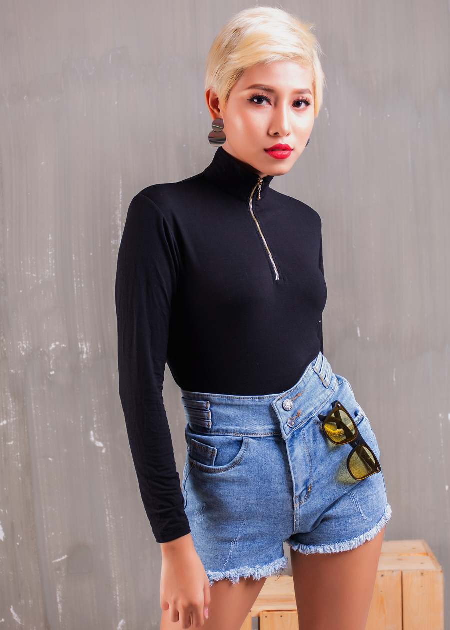 Áo Nữ Thun Croptop Cổ Lọ Dây Kéo 110101