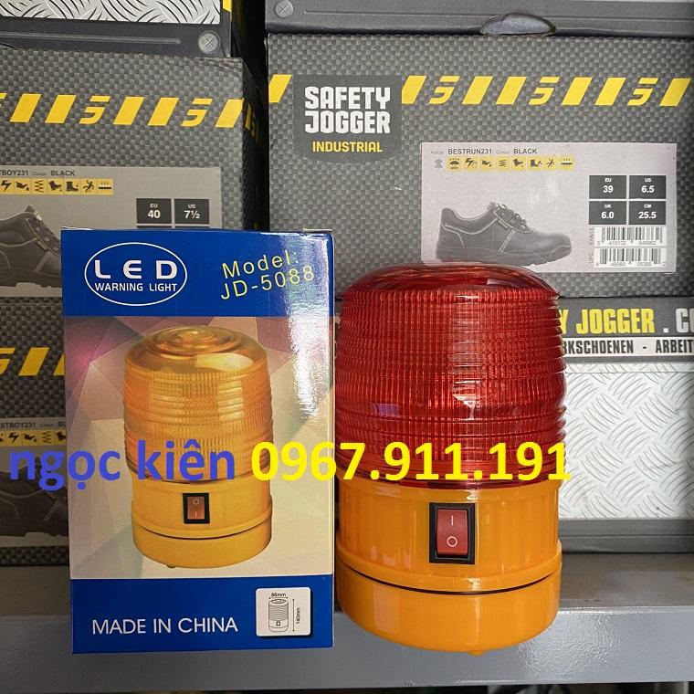 Đèn quay cảnh báo công trường,đèn tín hiệu,đèn led cảnh báo chạy pin,đèn có đế nam châm,