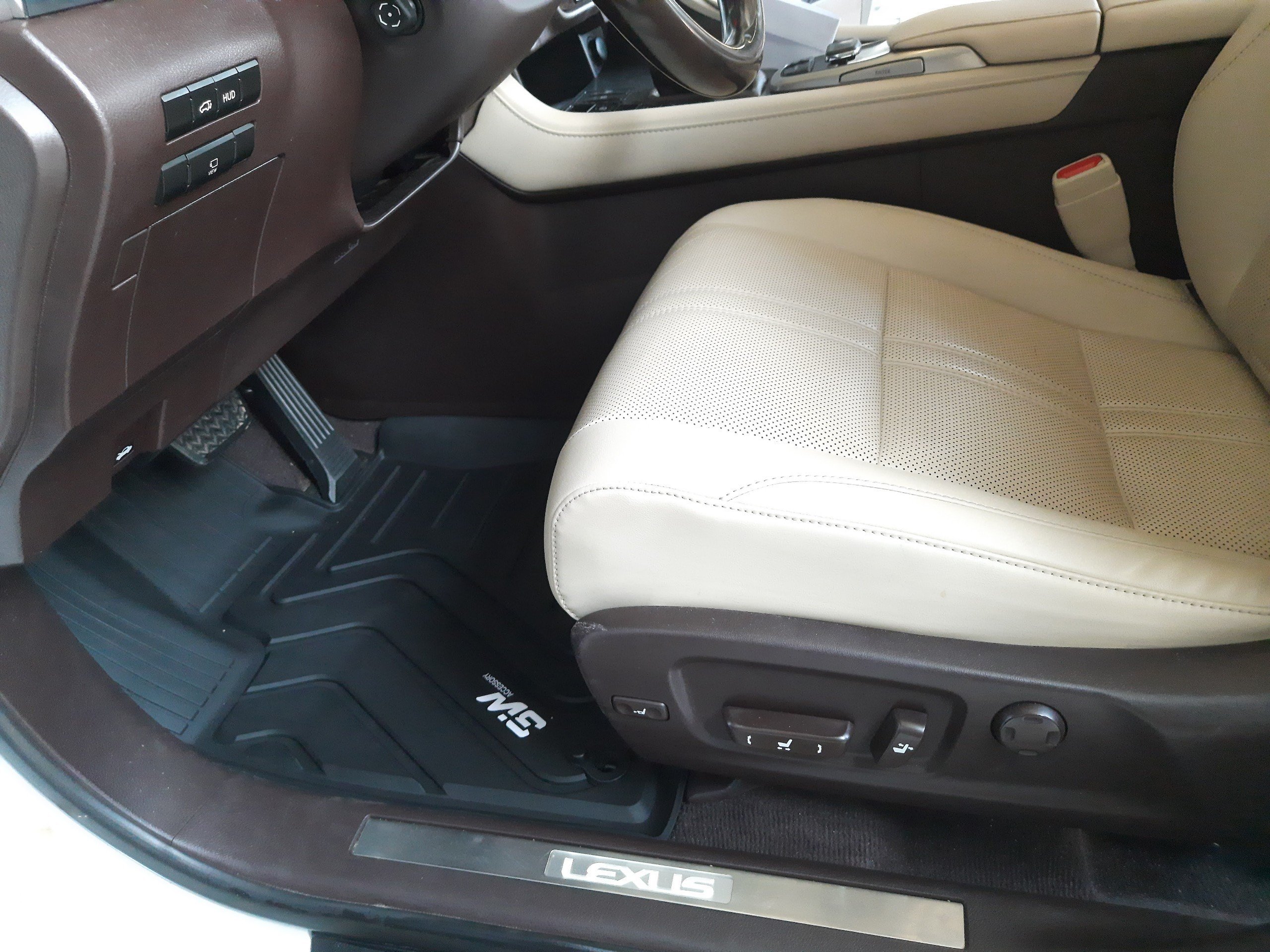 Thảm lót sàn xe ô tô Lexus RX 2015 - đến nay Nhãn hiệu Macsim 3W chất liệu nhựa TPE đúc khuôn cao cấp - màu đen