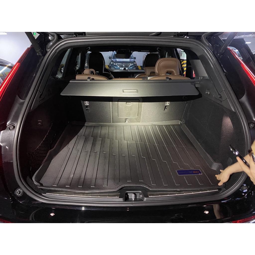 Thảm lót cốp xe ô tô VOLVO XC60 2018-đến nay nhãn hiệu Macsim hàng loại 2