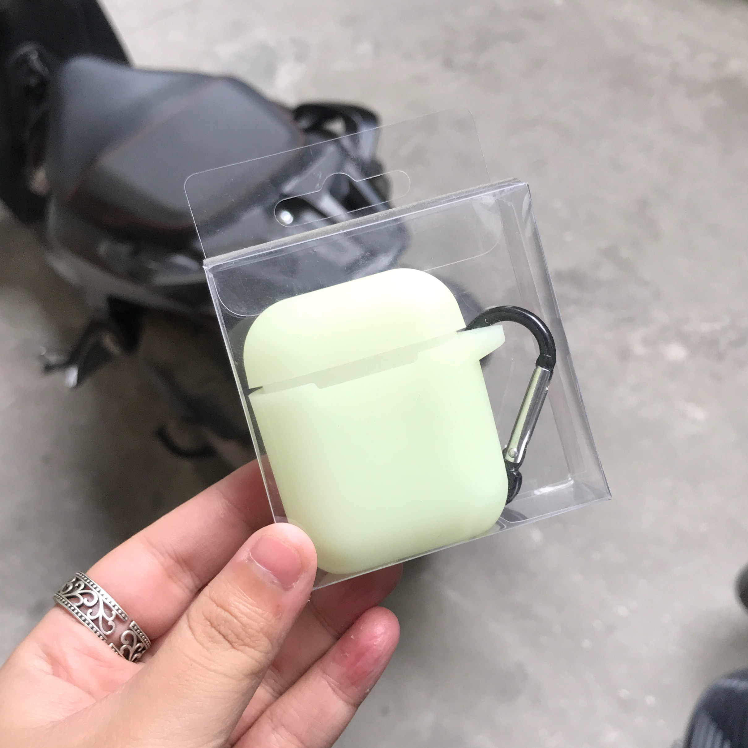 Bao Silicon Chống Bẩn Airpods 1 2