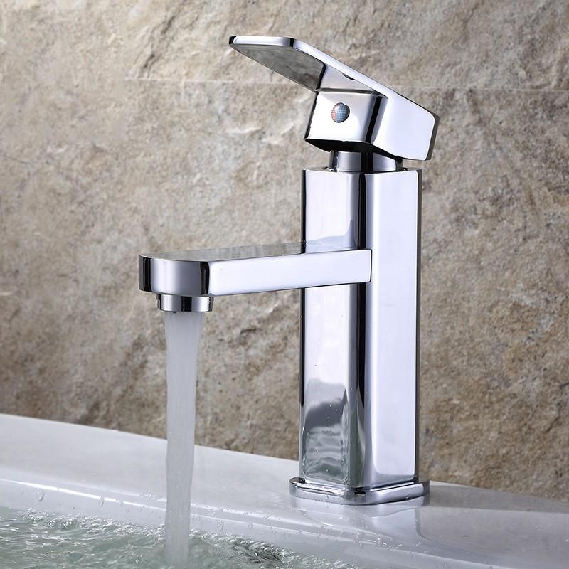 Vòi lavabo nóng lạnh kiểu vuông màu trắng bóng