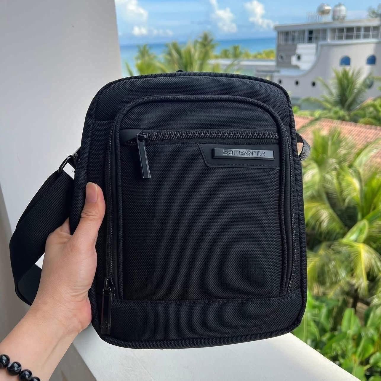 Túi đeo chéo Samsonite dành cho nam Hàng chính hãng