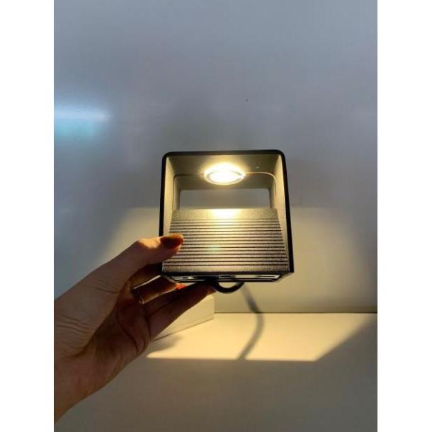 Đèn hắt tường led sáng 2 đầu đẹp