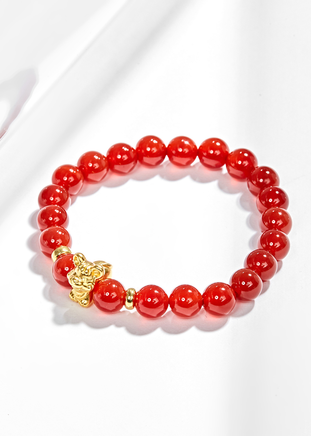 Vòng tay đá mã não đỏ charm 12 con giáp bạc mạ vàng 24k Mệnh Hỏa, Thổ - Ngọc Qúy Gemstones