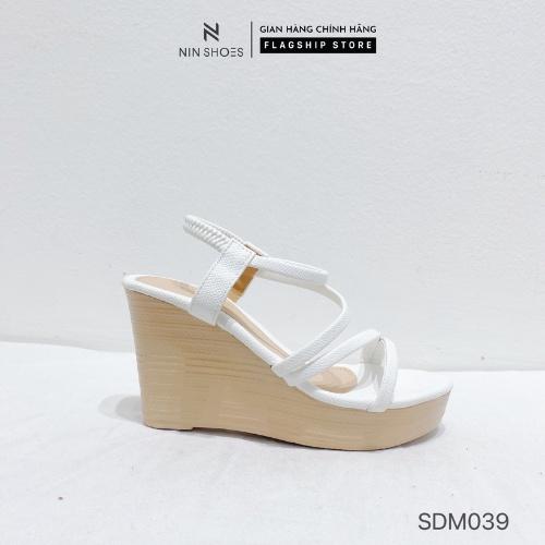 Giày sandal nữ Ninshoes - Sandal cao gót 9p đế xuồng mũi tròn quai chun dây chéo hot trend 2023