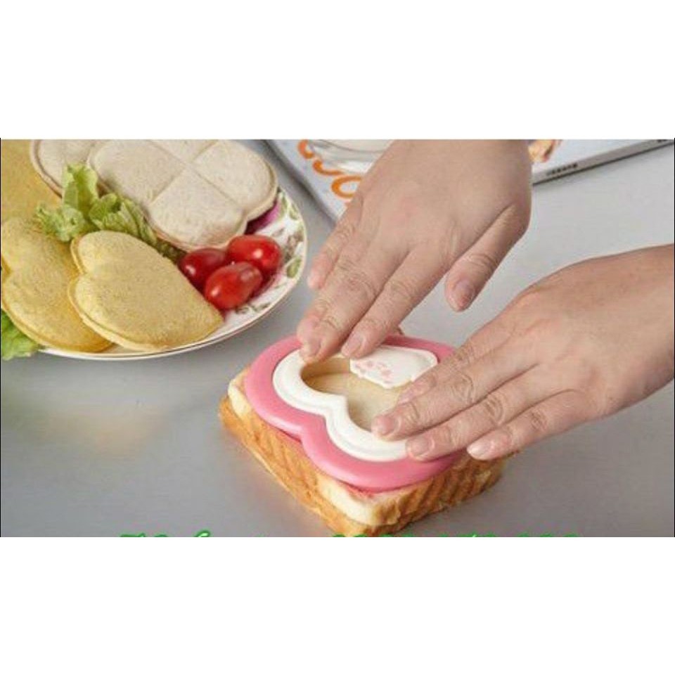 Khuôn ép bánh mì hình trái tim - cao cấp