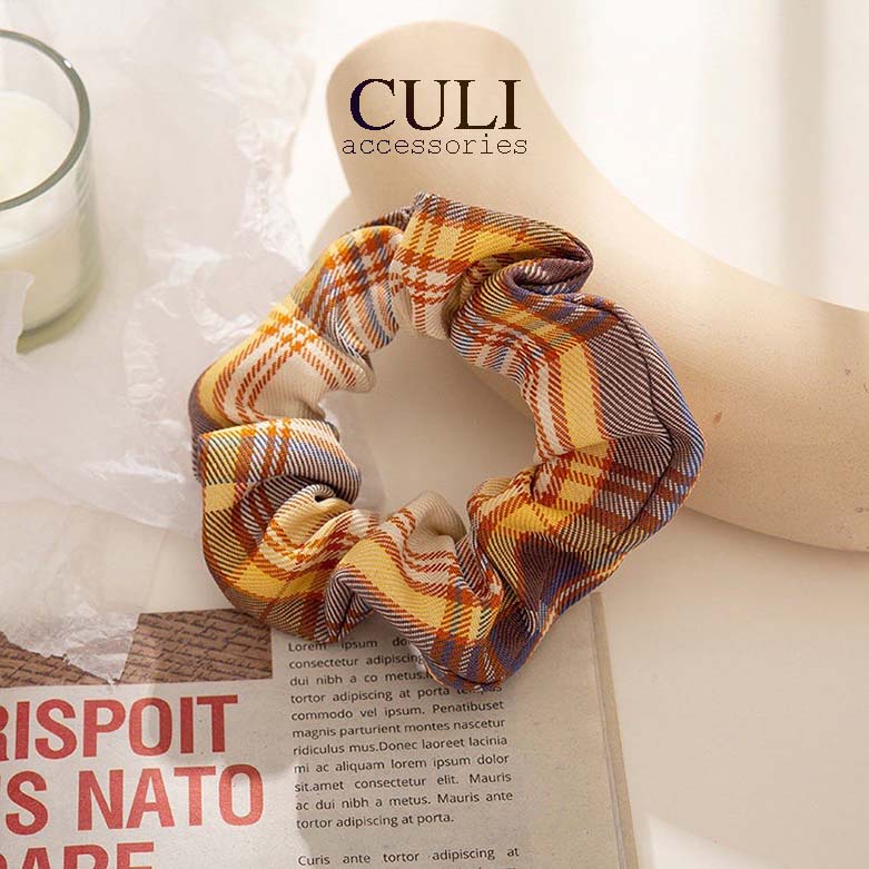 Cột tóc vải họa tiết caro màu xinh xắn phong cách vintage cho nữ