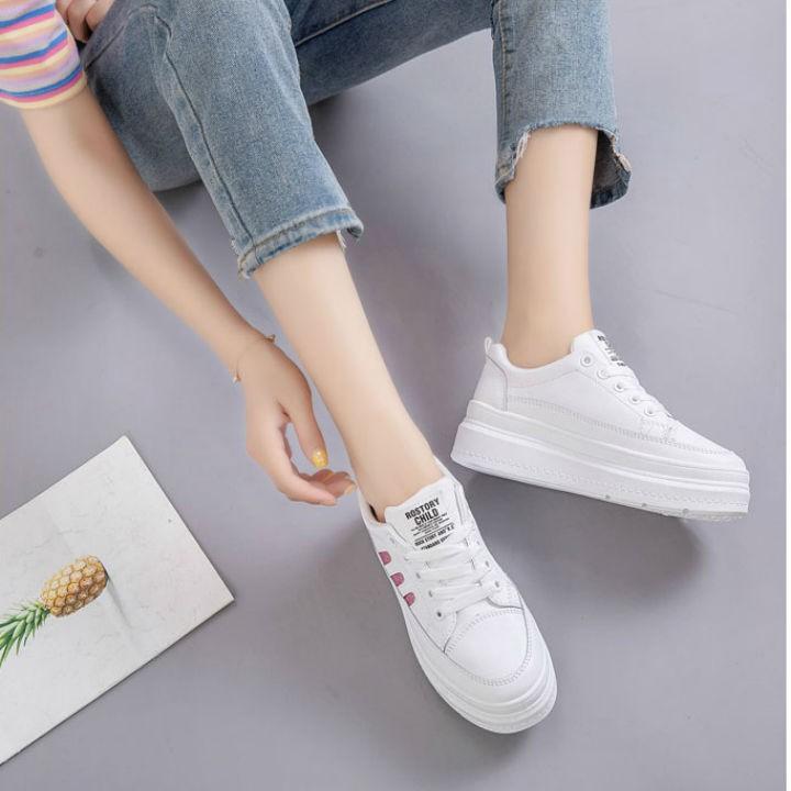 Giày sneaker trắng độn đế phong cách Hàn Quốc siêu xinh