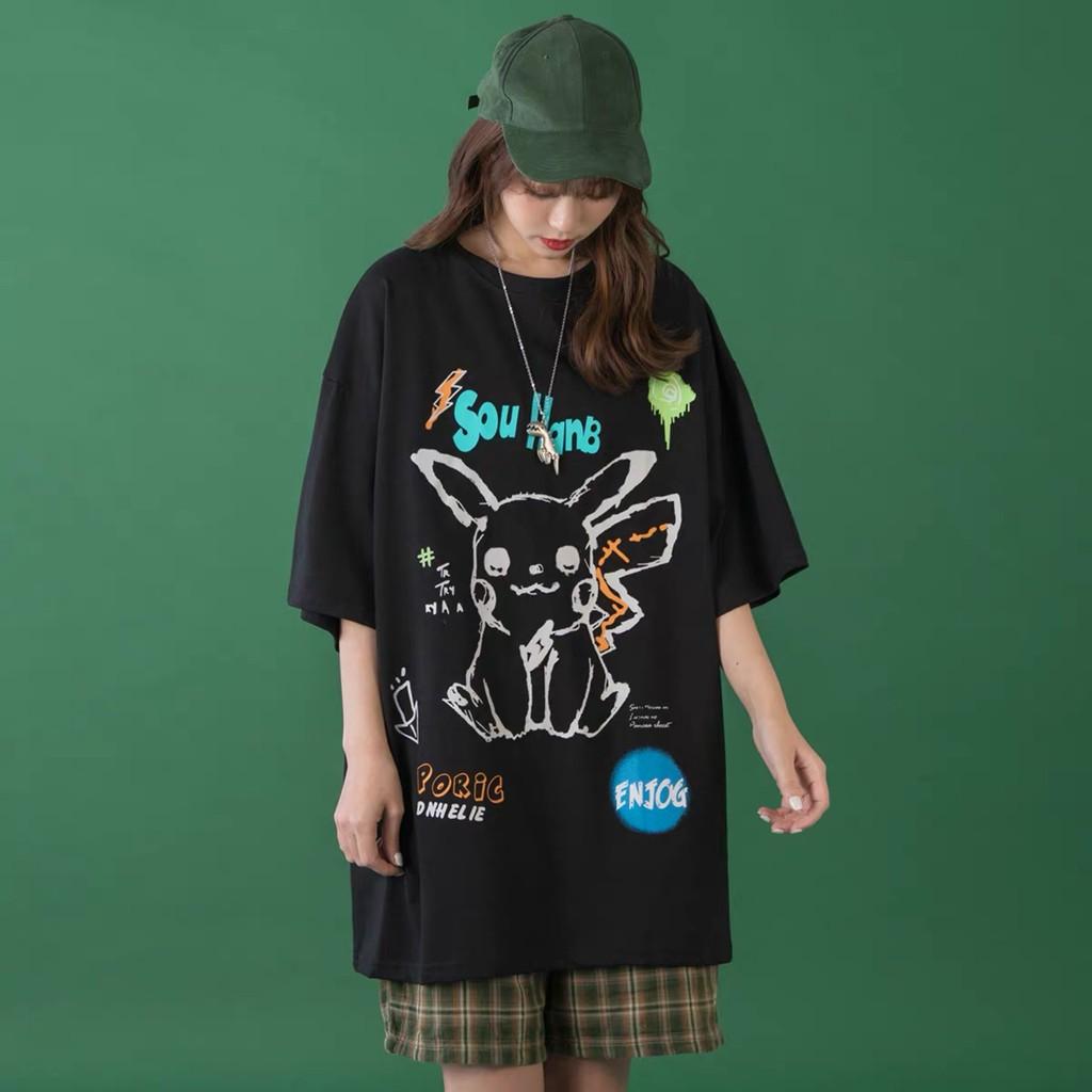 - Áo thun tay ngắn unisex in PIKACHU