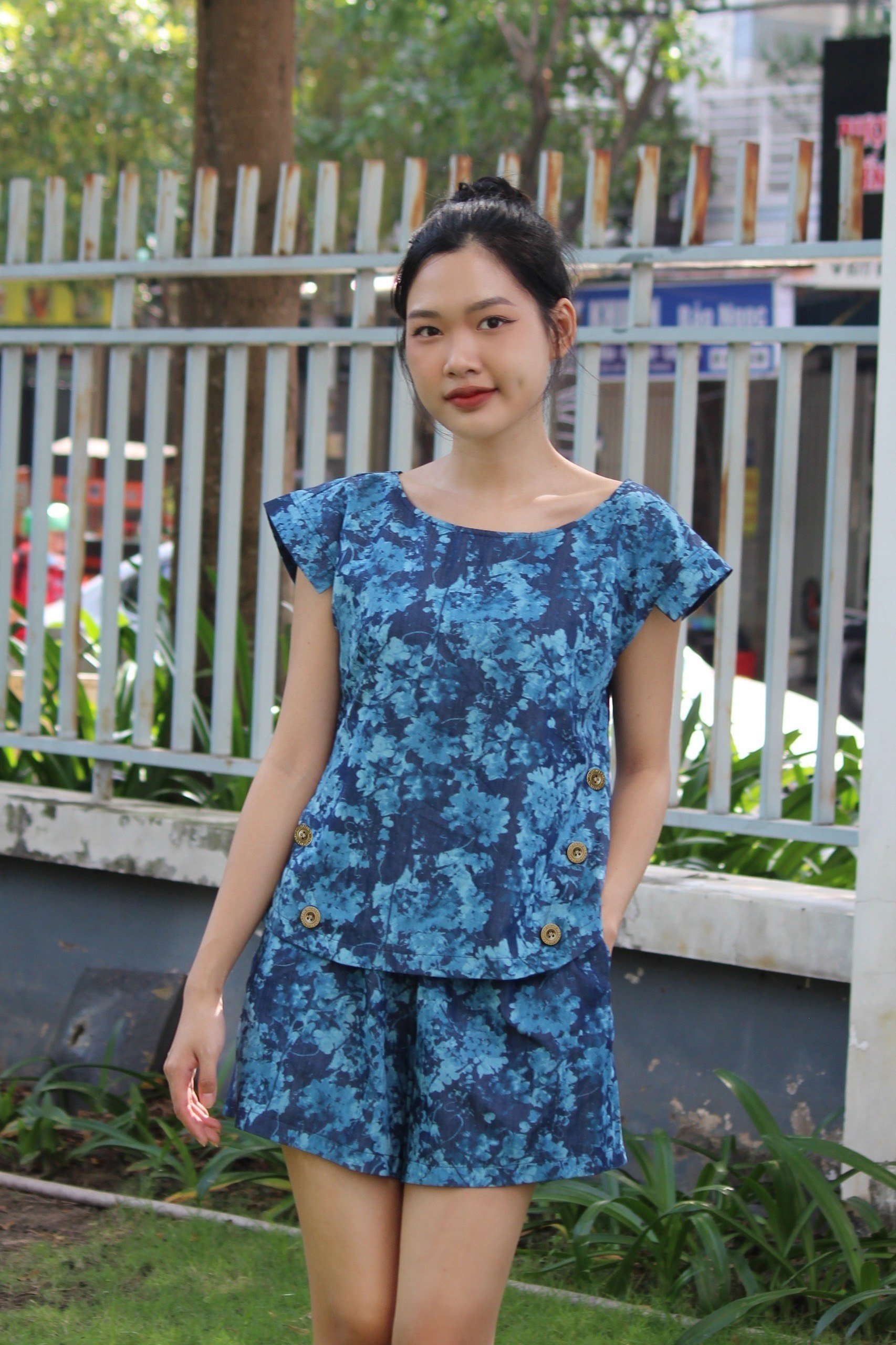 Đồ bộ đùi có tay loang xanh NH141204