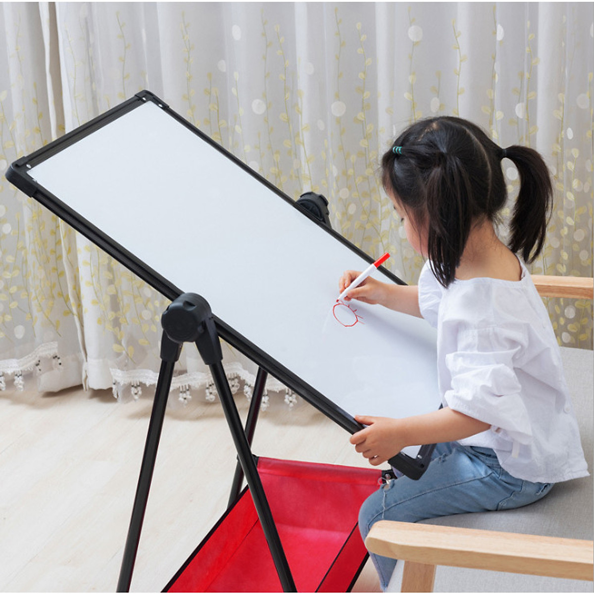 bảng Flipchart 2 mặt zoay lật 360 độ cho bé tập vẽ