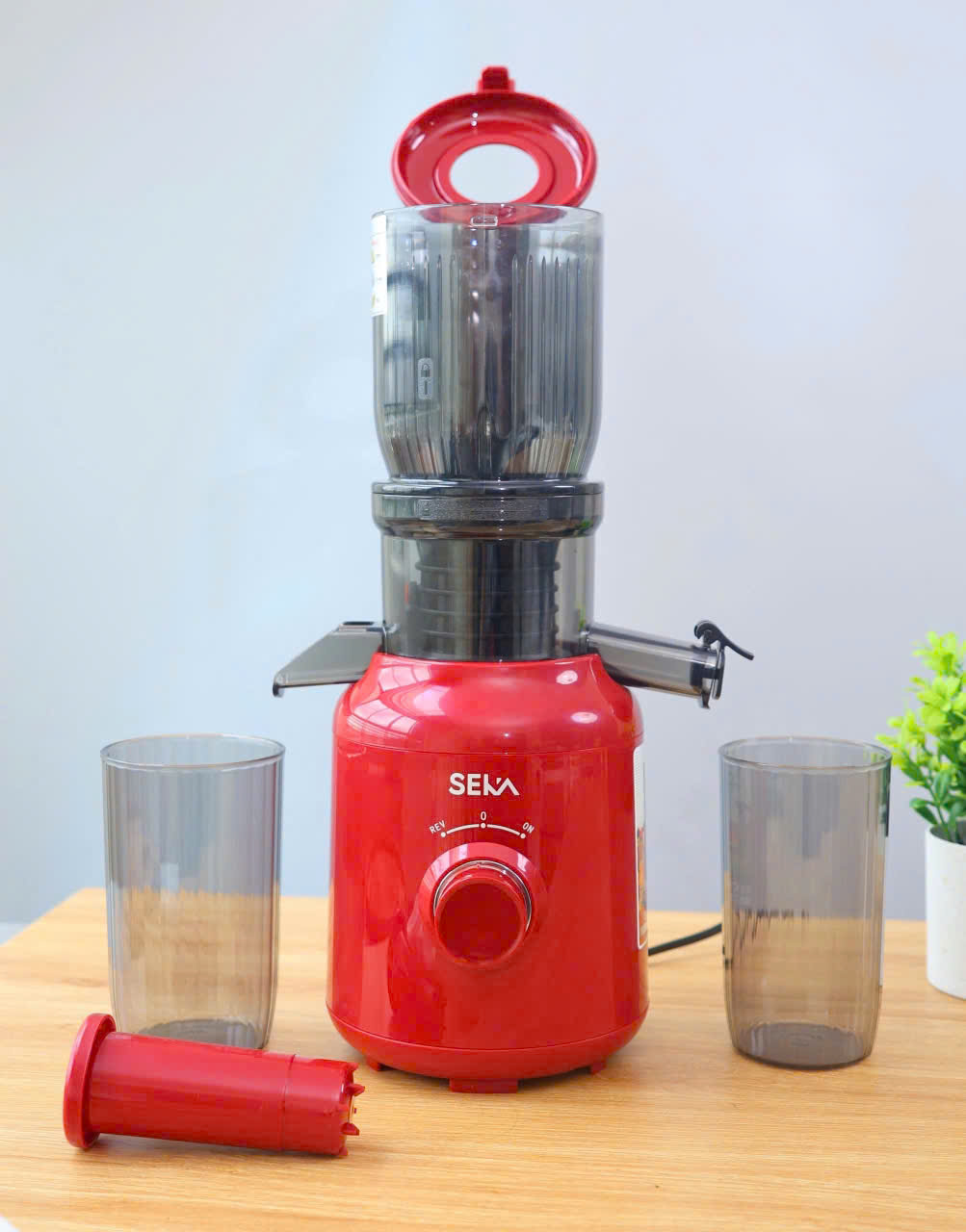 Máy ép chậm SEKA SK535S loại cổ to công suất 250w dung tích 700ml, máy ép trái cây hoa quả kiệt bã hàng nhập khẩu