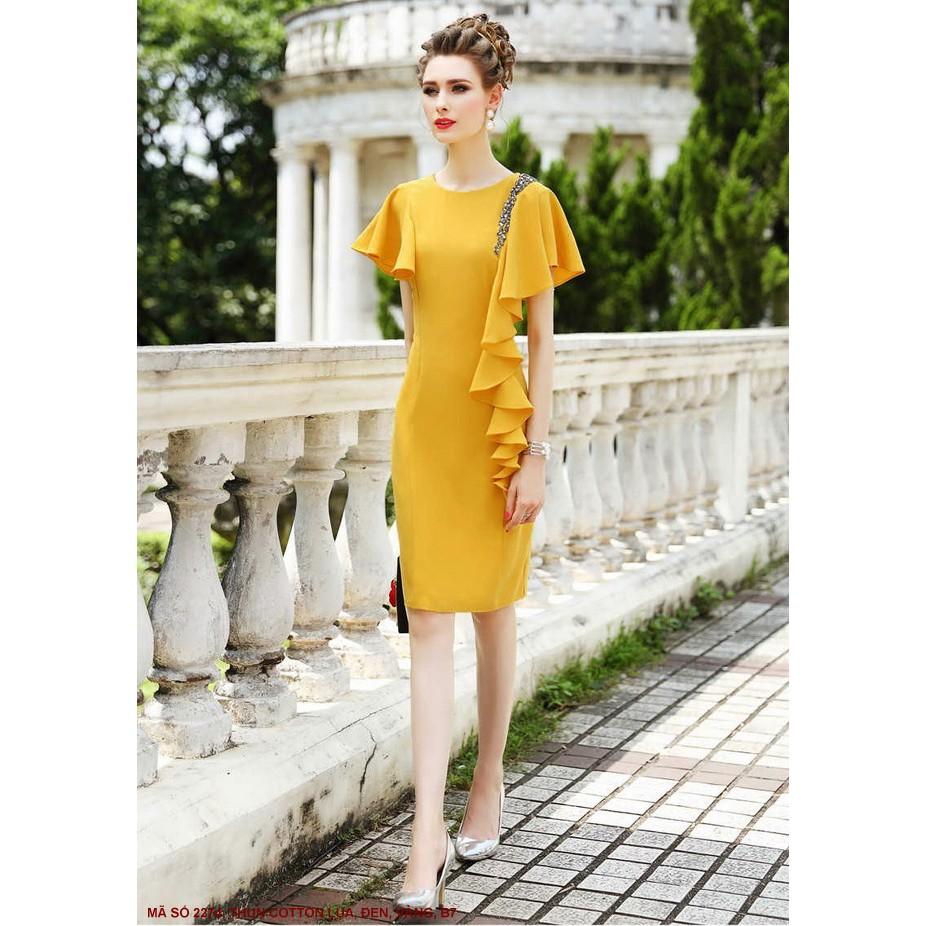 Đầm Dún Vai Đính Bèo Bên Hông