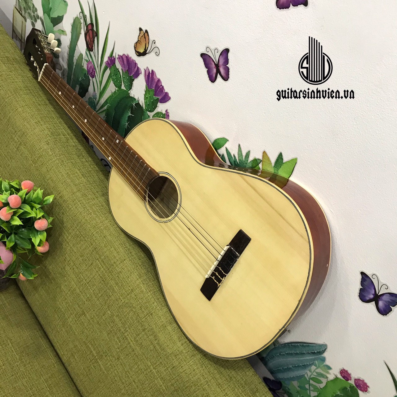 Đàn guitar mini SVMNE - Đàn nhỏ 3/4 cho thiếu nhi và bạn nữ muốn 1 cây đàn nhỏ gọn