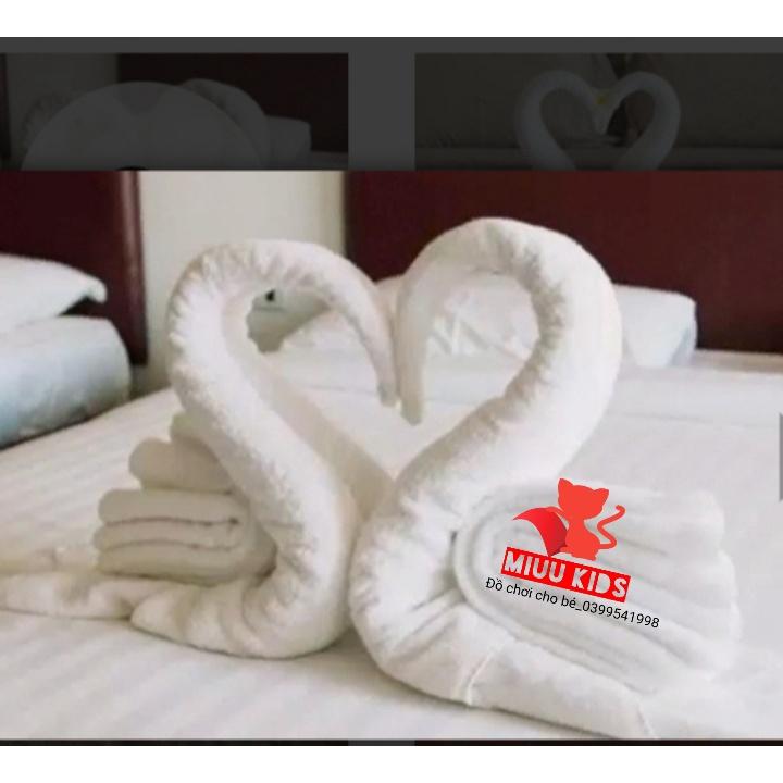 Khăn tắm khách sạn trắng sợi cotton thấm hút tốt, mềm mại, không nhớt, rất bền
