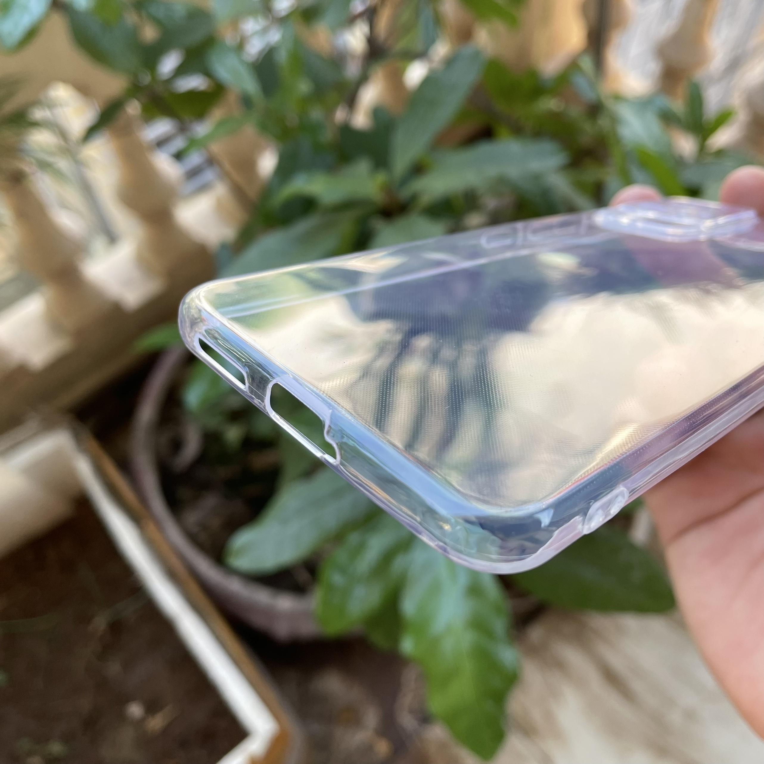 Ốp lưng silicon Gor trong suốt, siêu mỏng, bảo vệ camera cho Vivo V21 5G- Hàng nhập khẩu