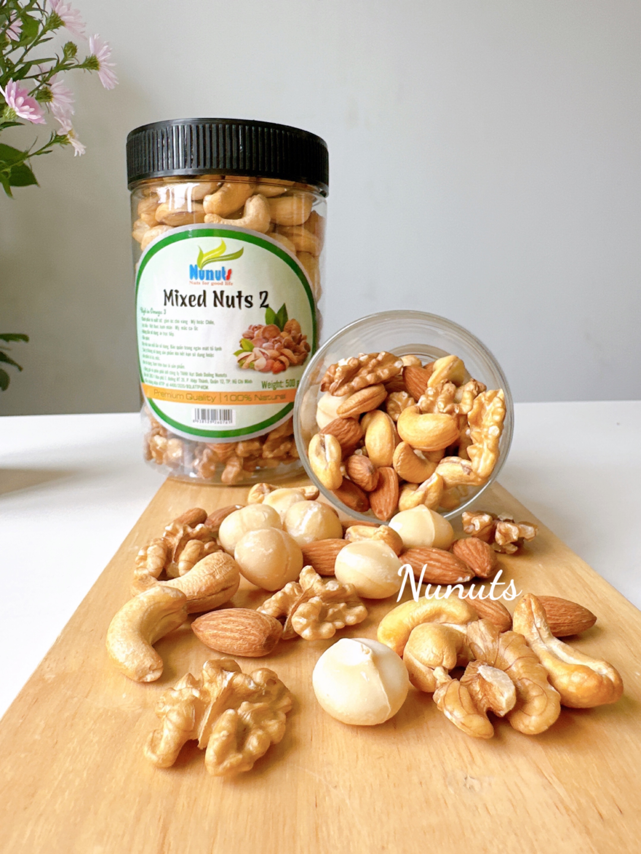 Mix hạt dinh dưỡng cho bà bầu gồm 4 loại tách vỏ sấy giòn, nướng mật ong, làm sữa.