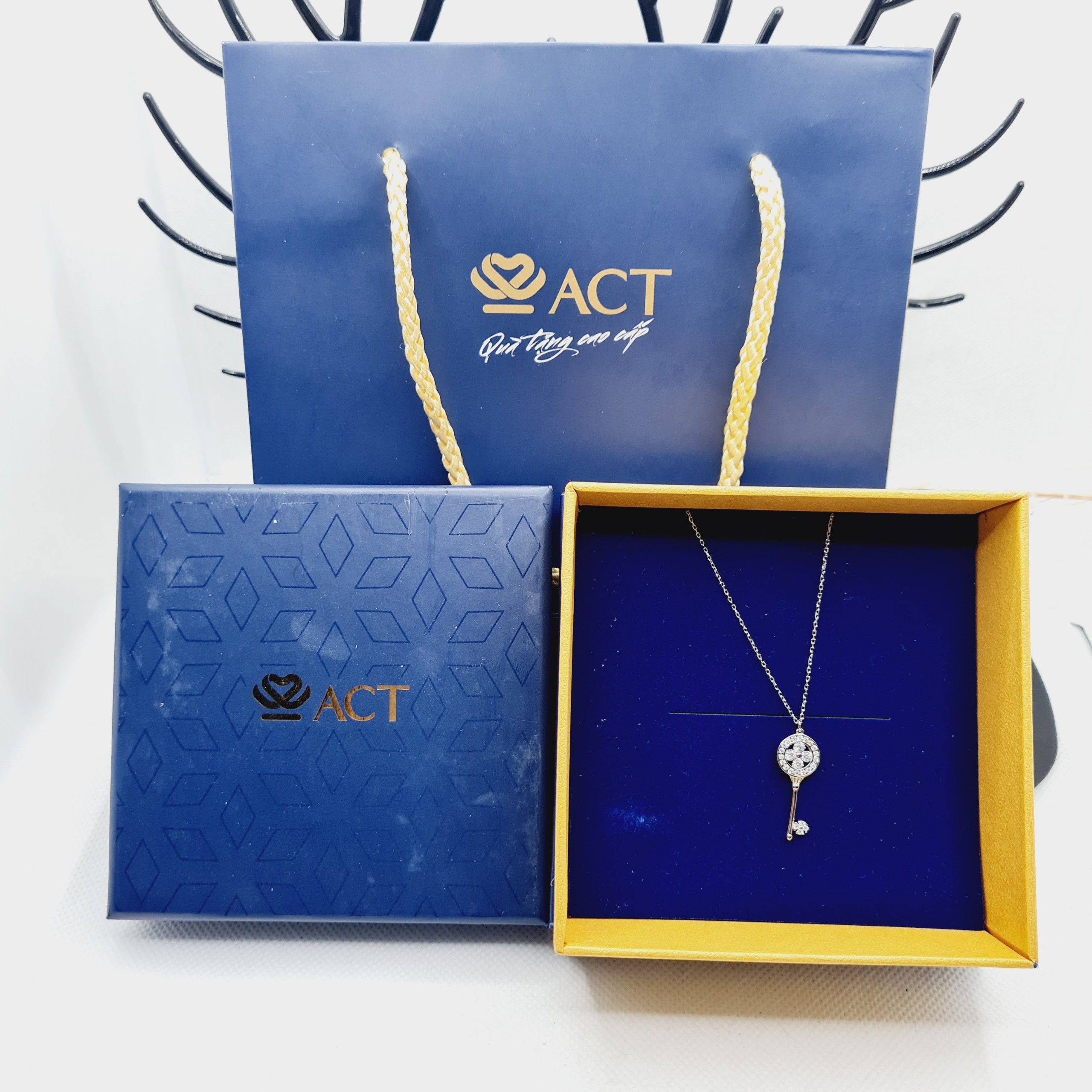 Dây chuyền mặt chiếc chìa khóa chất liệu bạc 925 thời trang phụ kiện trang sức nữ sang trọng