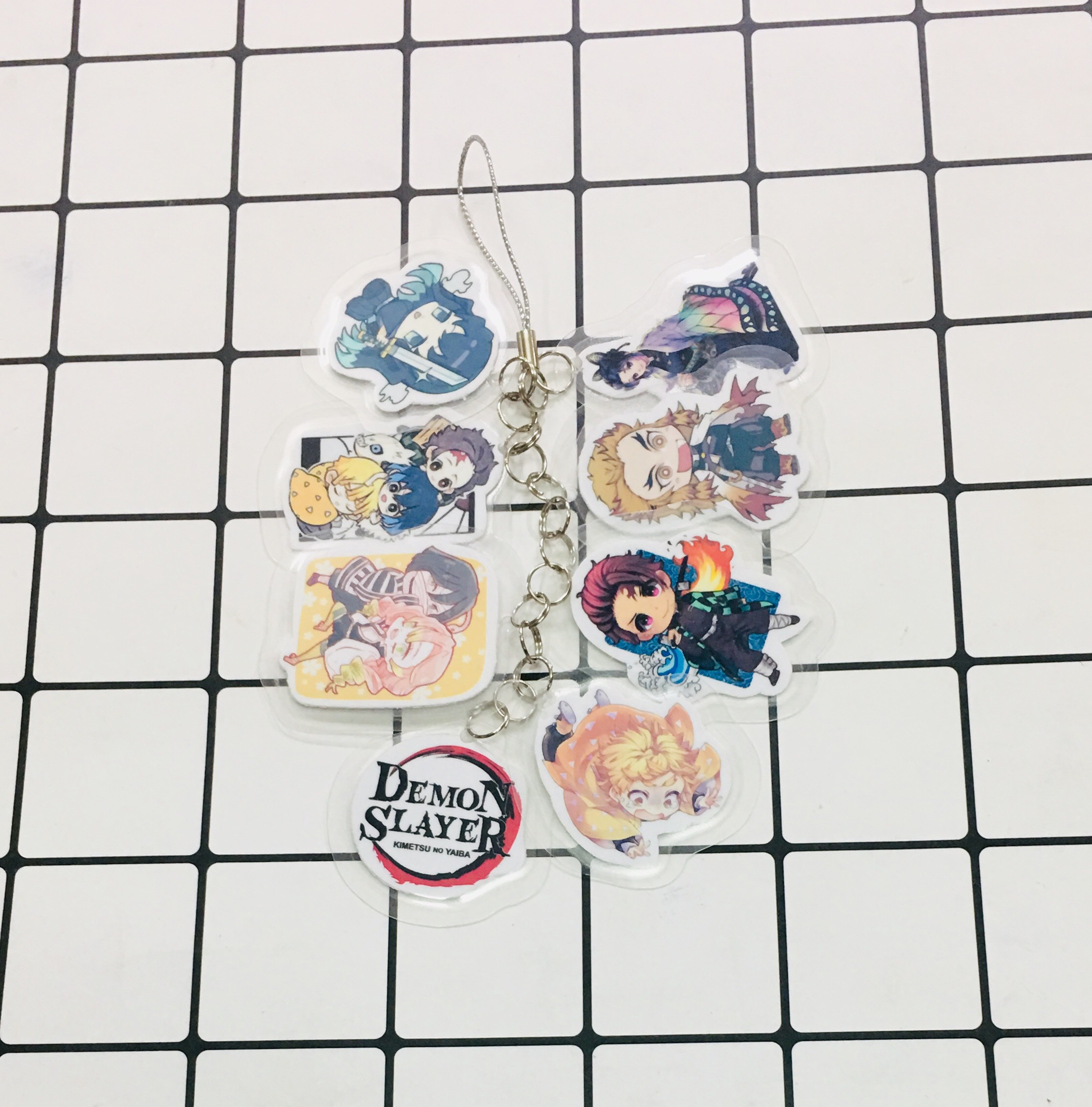 3 Dây móc chùm Kimetsu no Yaiba chibi tổng 18 miếng