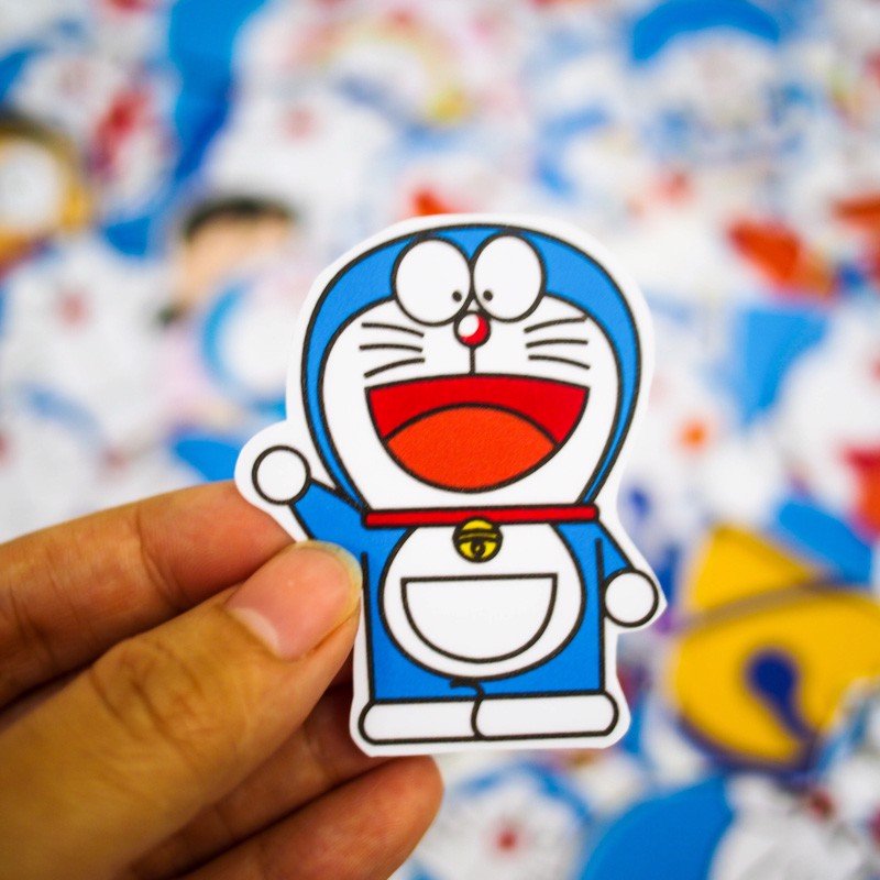 Hộp 100 Sticker hình dán Doraemon dán Laptop, Vali, Mũ bảo hiểm, Điện thoại, Xe máy