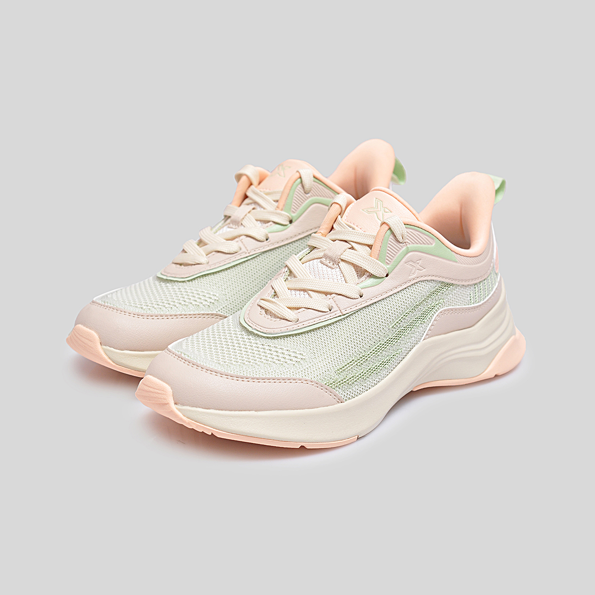 Giày Thể Thao sneaker Nữ Biti's Hunter HSW008400KEM (Kem)