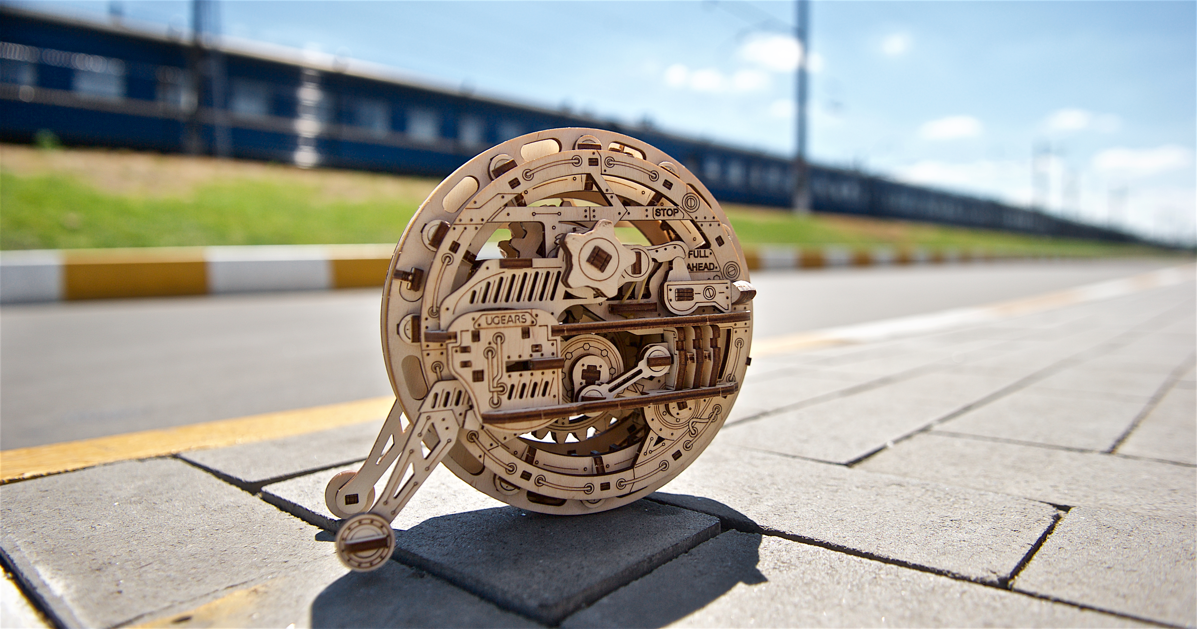 Mô Hình Gỗ Cơ Khí- UGEARS MONOWHEEL - Chính Hãng Ugears