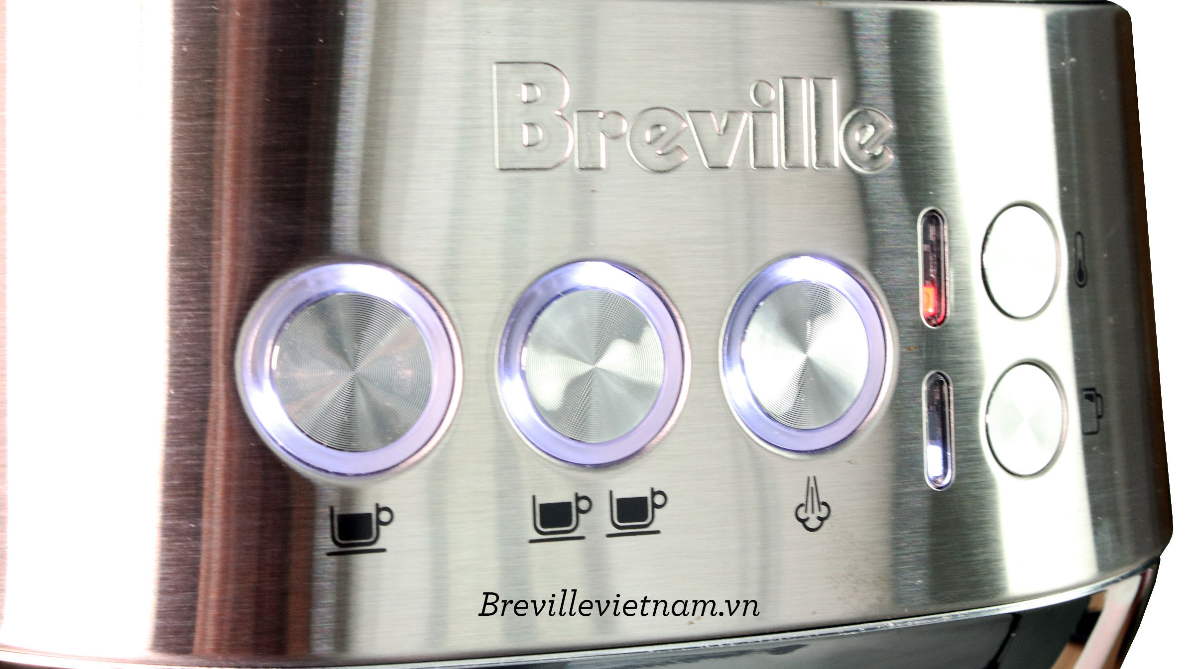 Máy pha cà phê Breville 500 The Bambino Plus (BES500BSS) - Hàng chính hãng