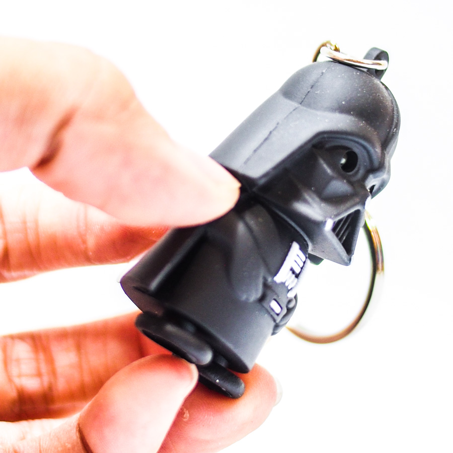 Móc khóa Star Wars có đèn nhạc - Đen