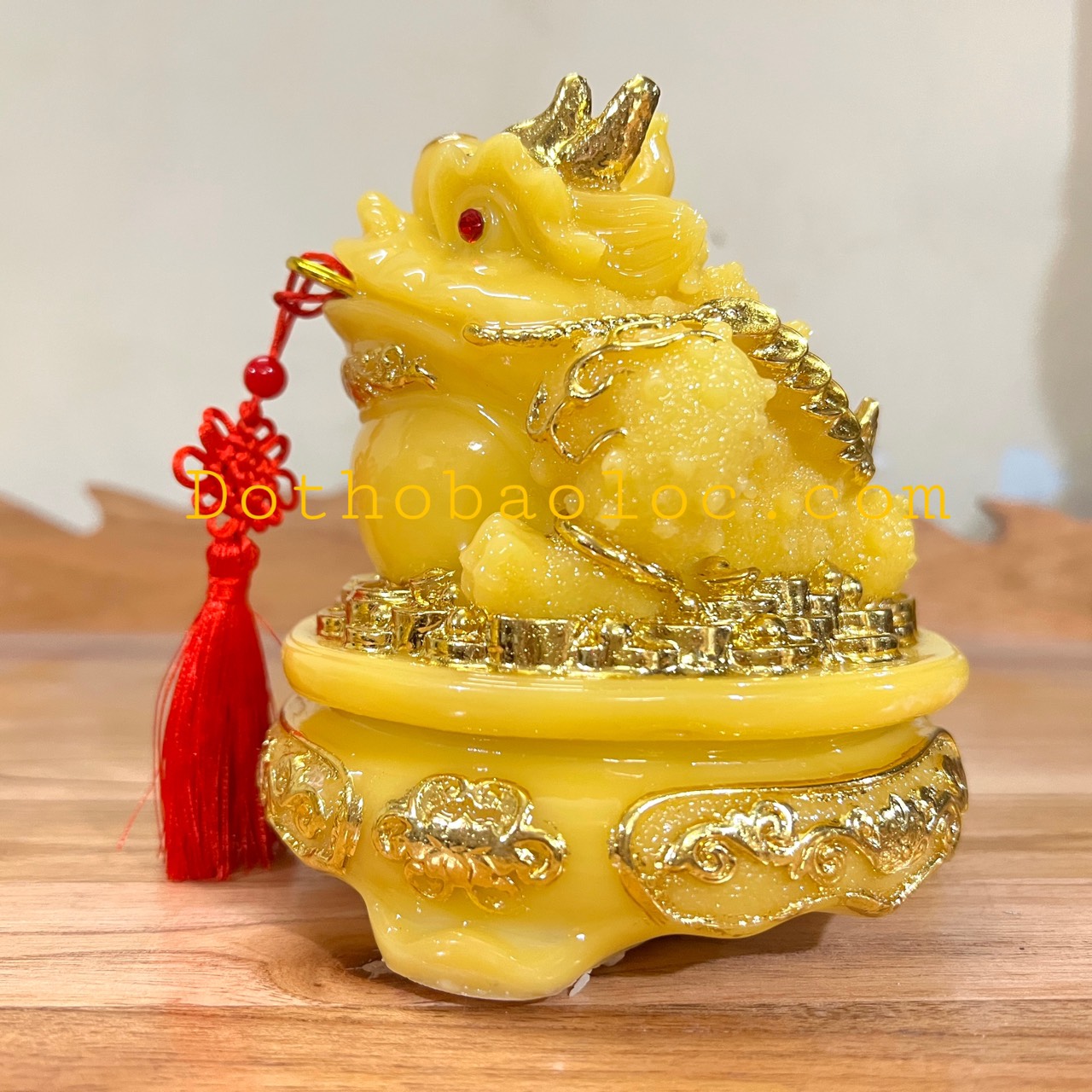Com bo Tượng Tỳ Hưu phong thủy và tượng thiềm thừ phong thủy để bàn thờ thần tài hoặc bàn làm việc