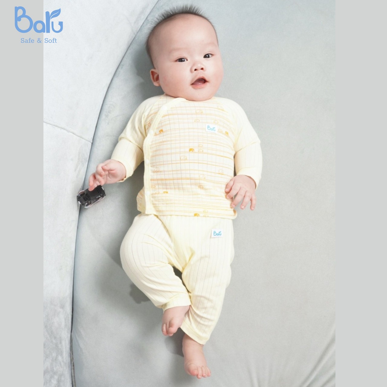 Bộ sơ sinh  BARU cotton dài tay,cài lệch kèm phụ kiện thời trang trẻ em ( 0-3m )