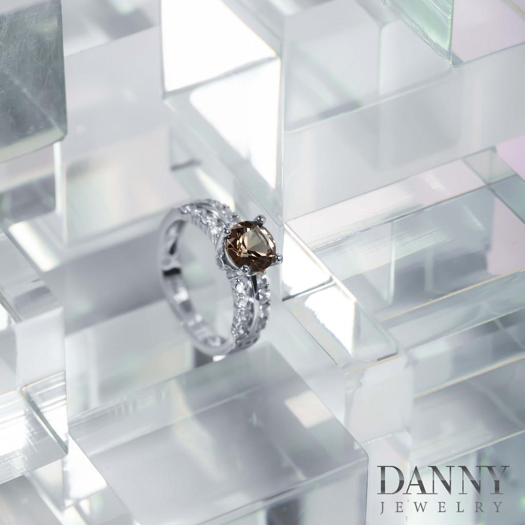 Nhẫn Danny Jewelry Bạc 925 Xi Rhodium Đá Smoky Quartz Viền CZ N0105