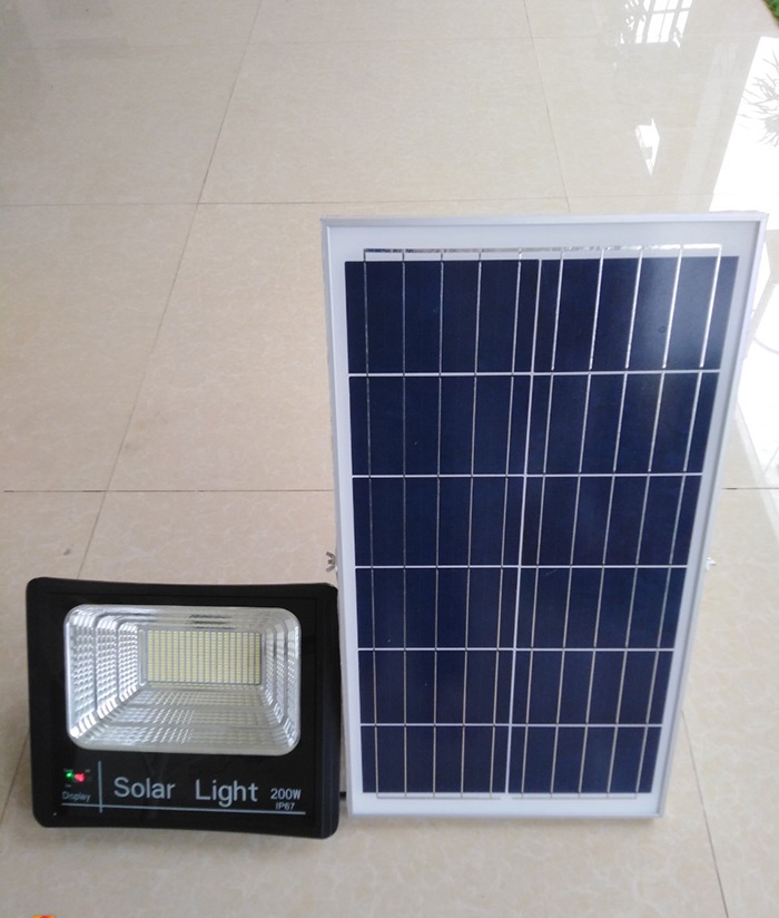 Đèn pha Solar công suất lớn GV-FL0201 200W