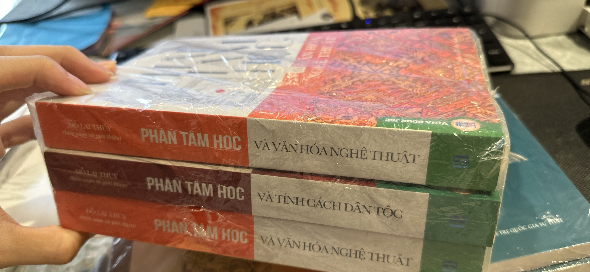 (Combo 3 Cuốn) PHÂN TÂM HỌC (gồm: Phân Tâm Học Và Tính Cách Dân Tộc; Phân Tâm Học Và Văn Hóa Nghệ Thuật; Phân Tâm Học Và Thực Hành Sáng Tạo) - Nhiều tác giả - (bìa mềm)