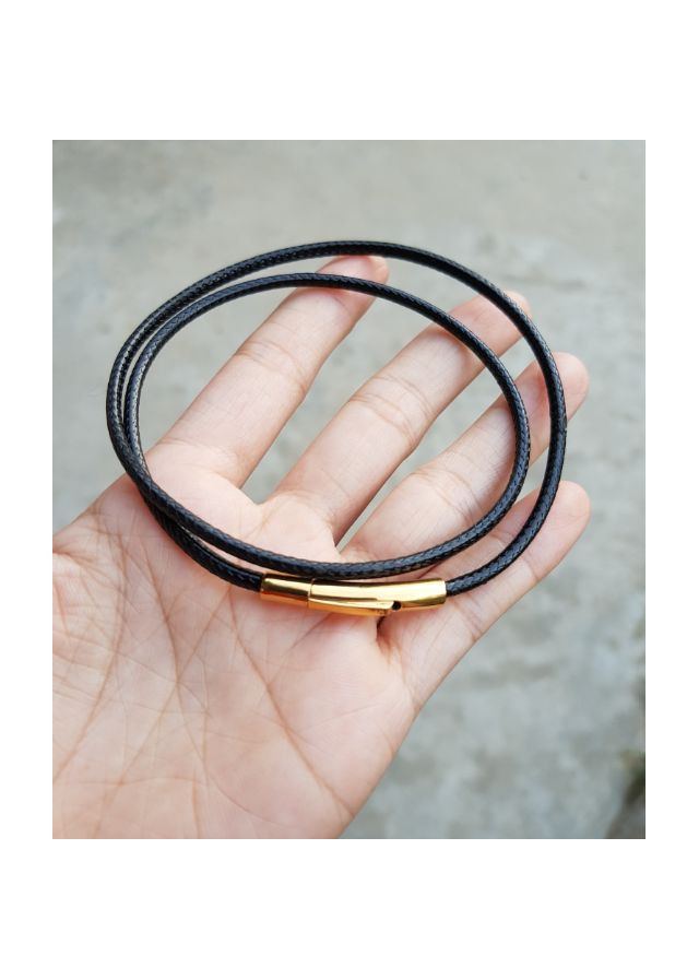 Dây da đeo cổ khóa vàng