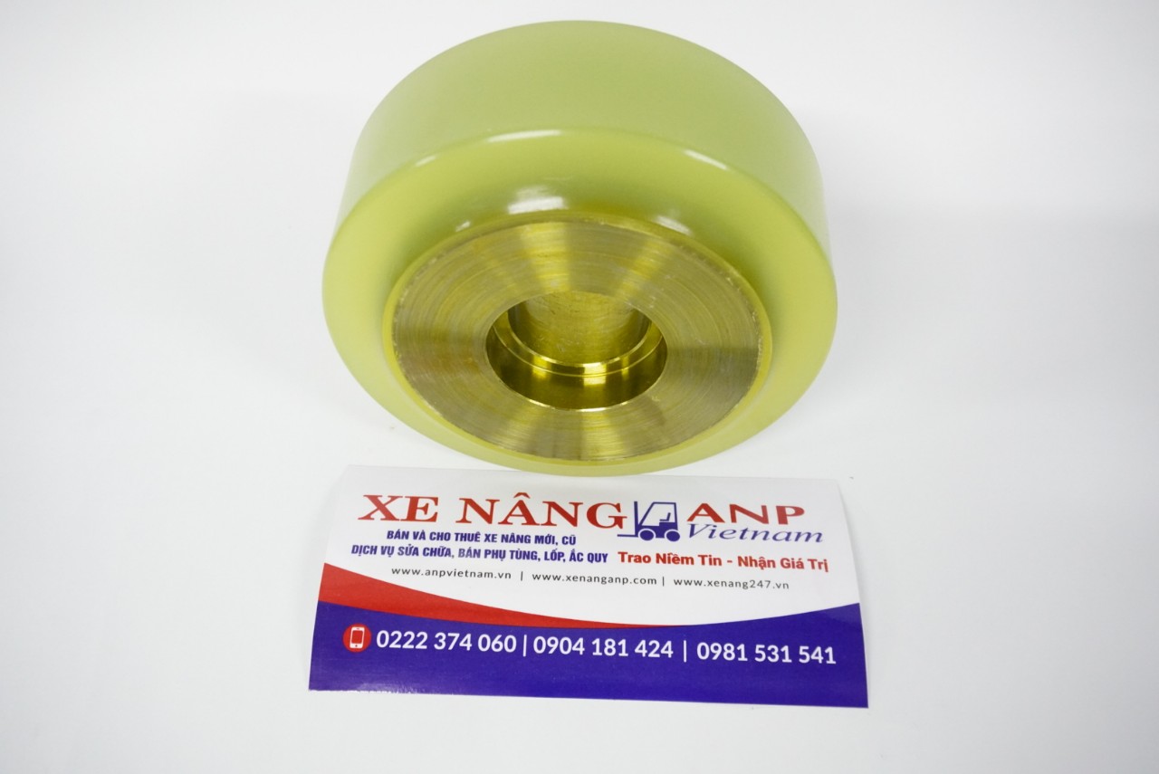 Bánh xe cân bằng PU 180×75 OMC cho xe nâng điện