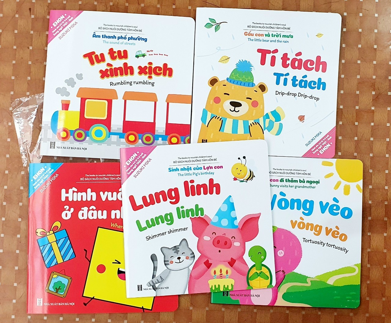 Ehon song ngữ Anh - Việt - Bộ sách nuôi dưỡng tâm hồn bé 0 - 6 tuổi - Kèm file nghe