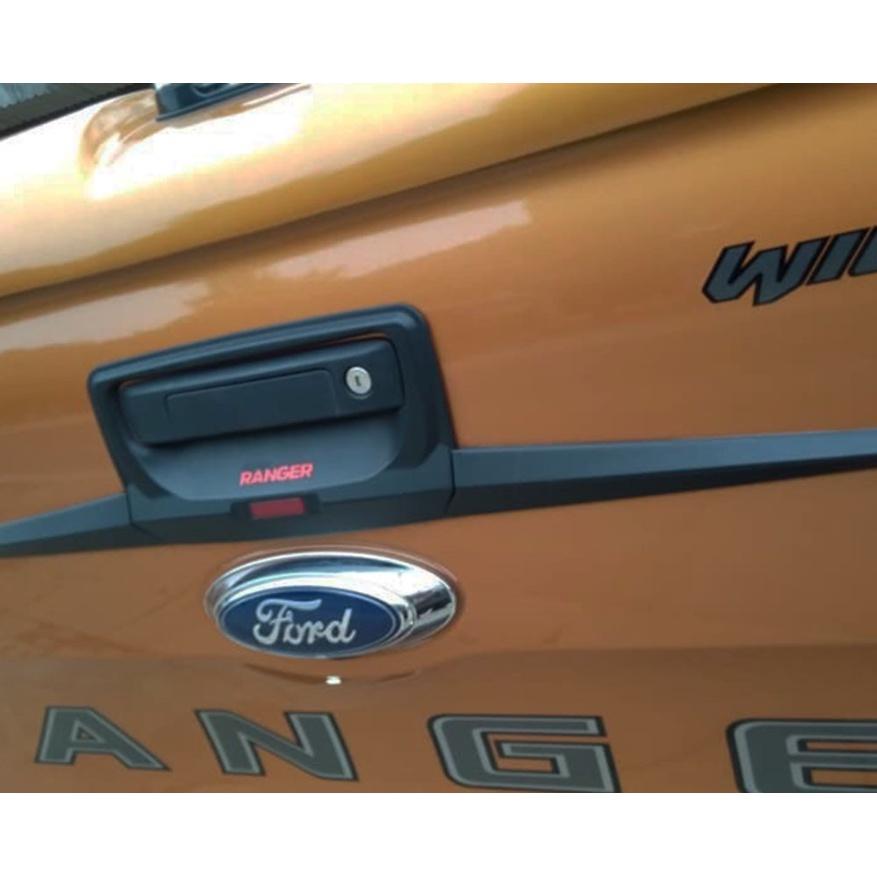 Ốp Tay Mở Cốp Xe Ford Ranger Nhựa Đen, Dùng Chung Các Đời Xe