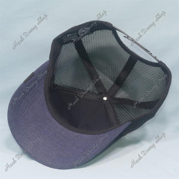 Nón kết lưới in con gà trống in chữ Cock phía sau khóa nhựa phía trong và trước có tem vòng đầu 55-58cm - Xanh đen