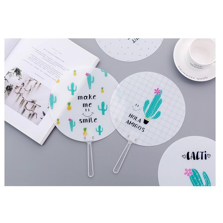 Quạt cầm tay mẫu mới