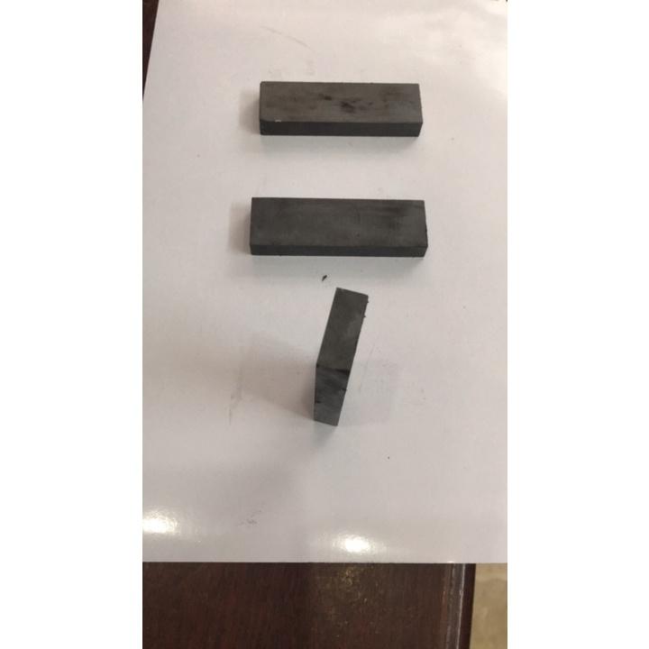 Nam châm hình chữ nhật Ferrite 150x30x25mm