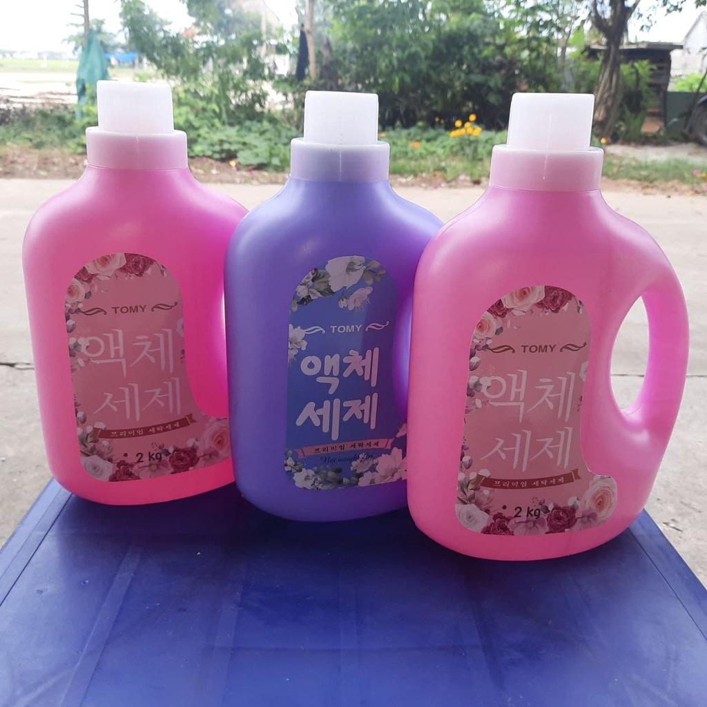 Nước giặt tomy hương hoa siêu lưu hương siêu đậm đặc (chai 2000ml)