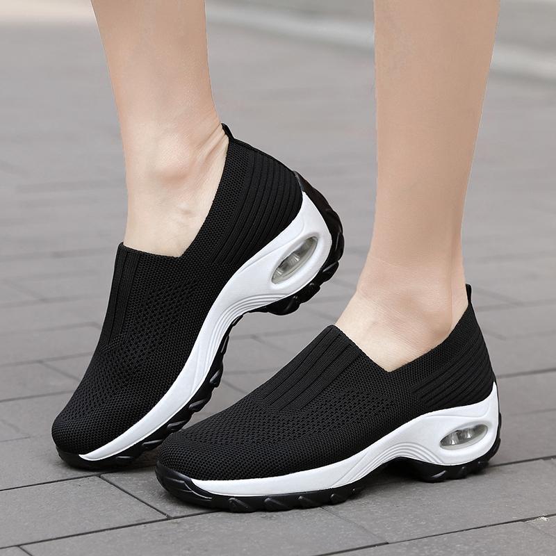 2020 Fashion women soft outdoor running sneakers casual breathable sport shoes